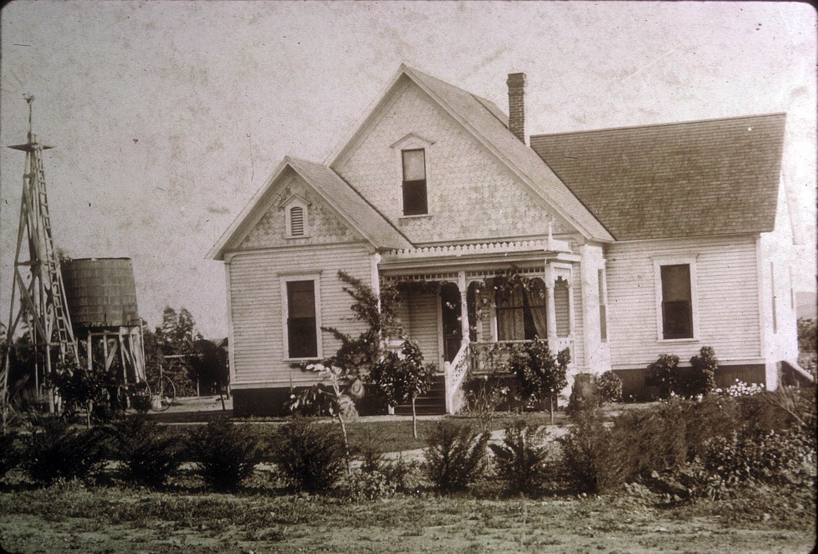 Home built in 1897 by Swiss American settler John Luehm on his ranch south and west of present-day La Habra Boulevard and Walnut Street, La Habra.
